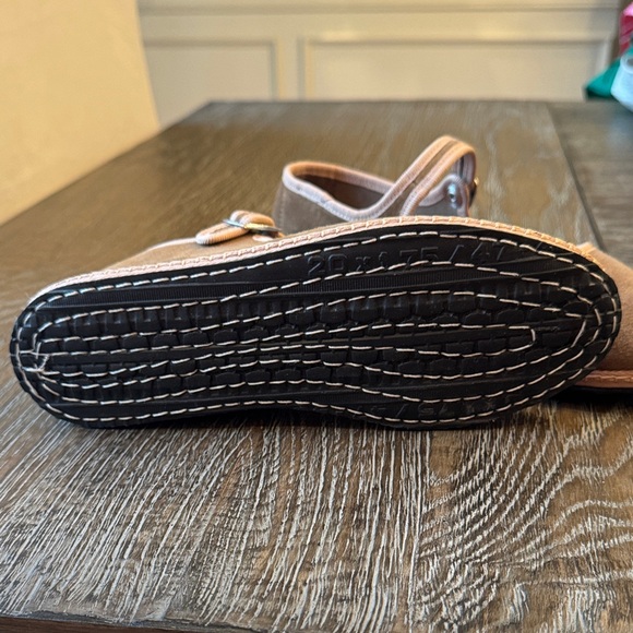 ViBiVENEZiA Suede Mary Jane Flats - Picture 3 of 3